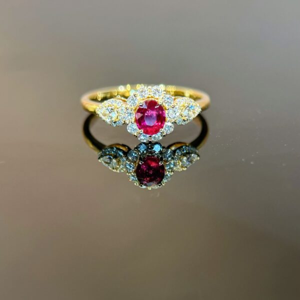 18K Yellow Gold Ruby 0.45ct Oval Ring
