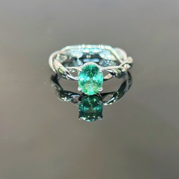 18K White Gold Paraiba Tourmaline 0.774ct Ring