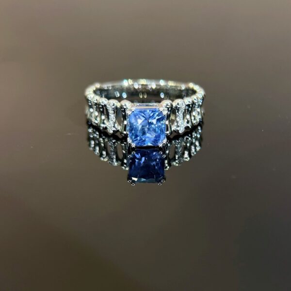 18K White Gold Sapphire 1.38ct Octagonal Ring