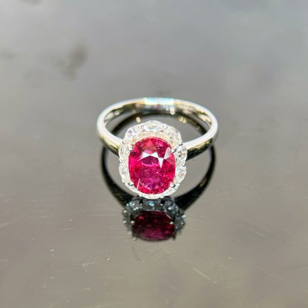 18K White Gold Tourmaline 1.5ct Ring